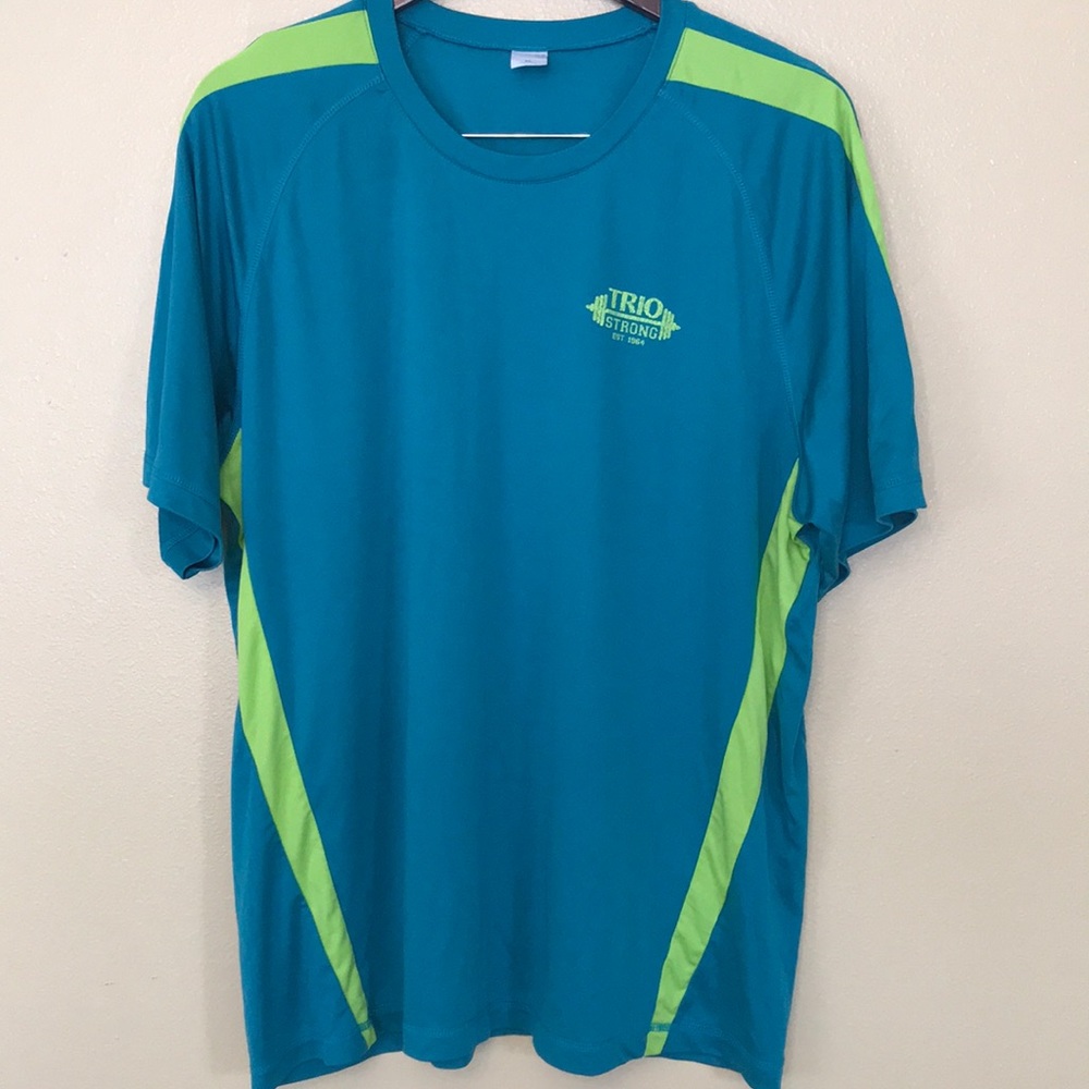 NWOT Men’s t-shirt